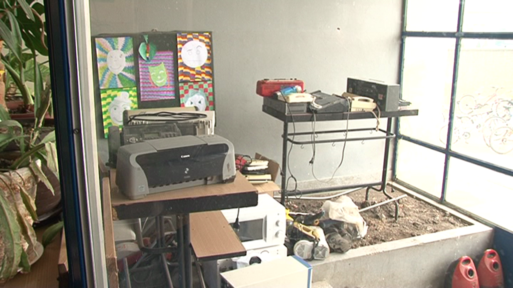 Škola iz Debeljale nastavlja akciju sakupljanja elektronskog i električnog otpada